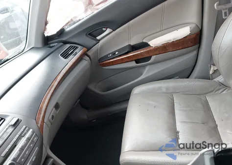 2011 Honda Accord 3.5 Ex-L z USA, uszkodzony, nr VIN 1HGCP3F82BA005545